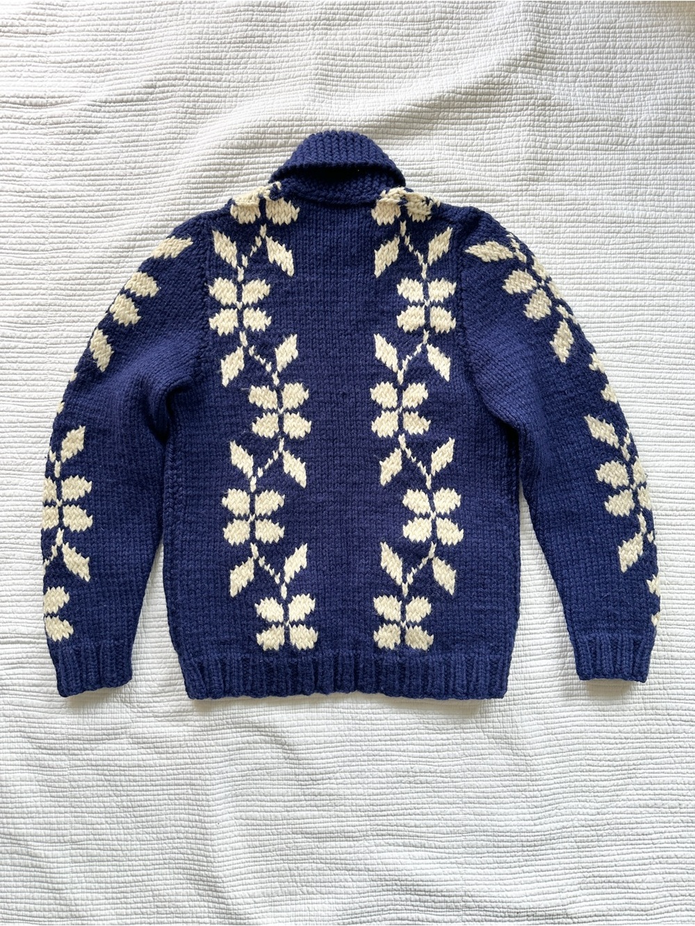 Vintage Navy Blue Floral Chunky Knit Zip-Front Women's Sweater Jacket Cardigan - Picture 2 of 10